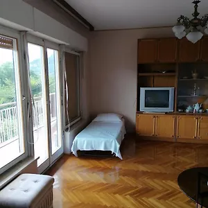 Apartman Buky Apartment